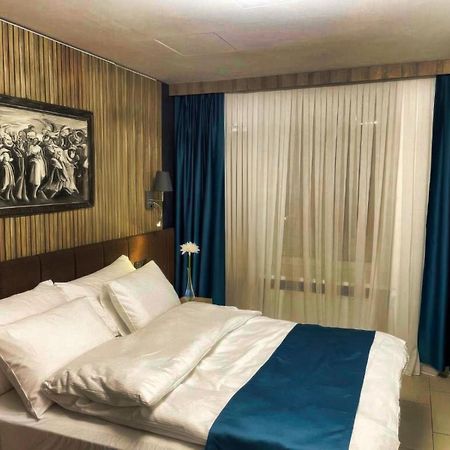 Nani City Hotel Цюрих Екстериор снимка