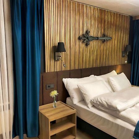 Nani City Hotel Цюрих Екстериор снимка