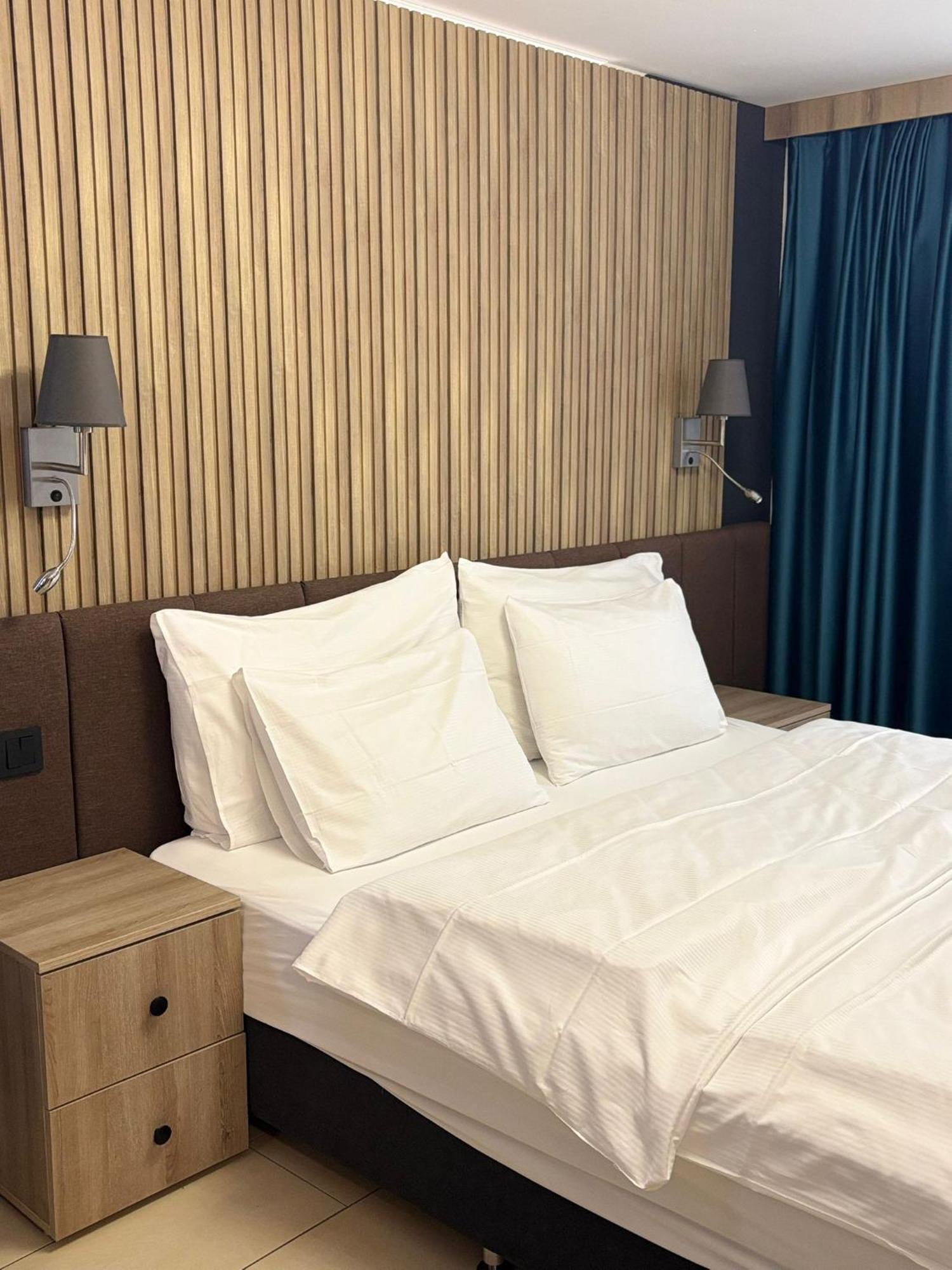 Nani City Hotel Цюрих Екстериор снимка