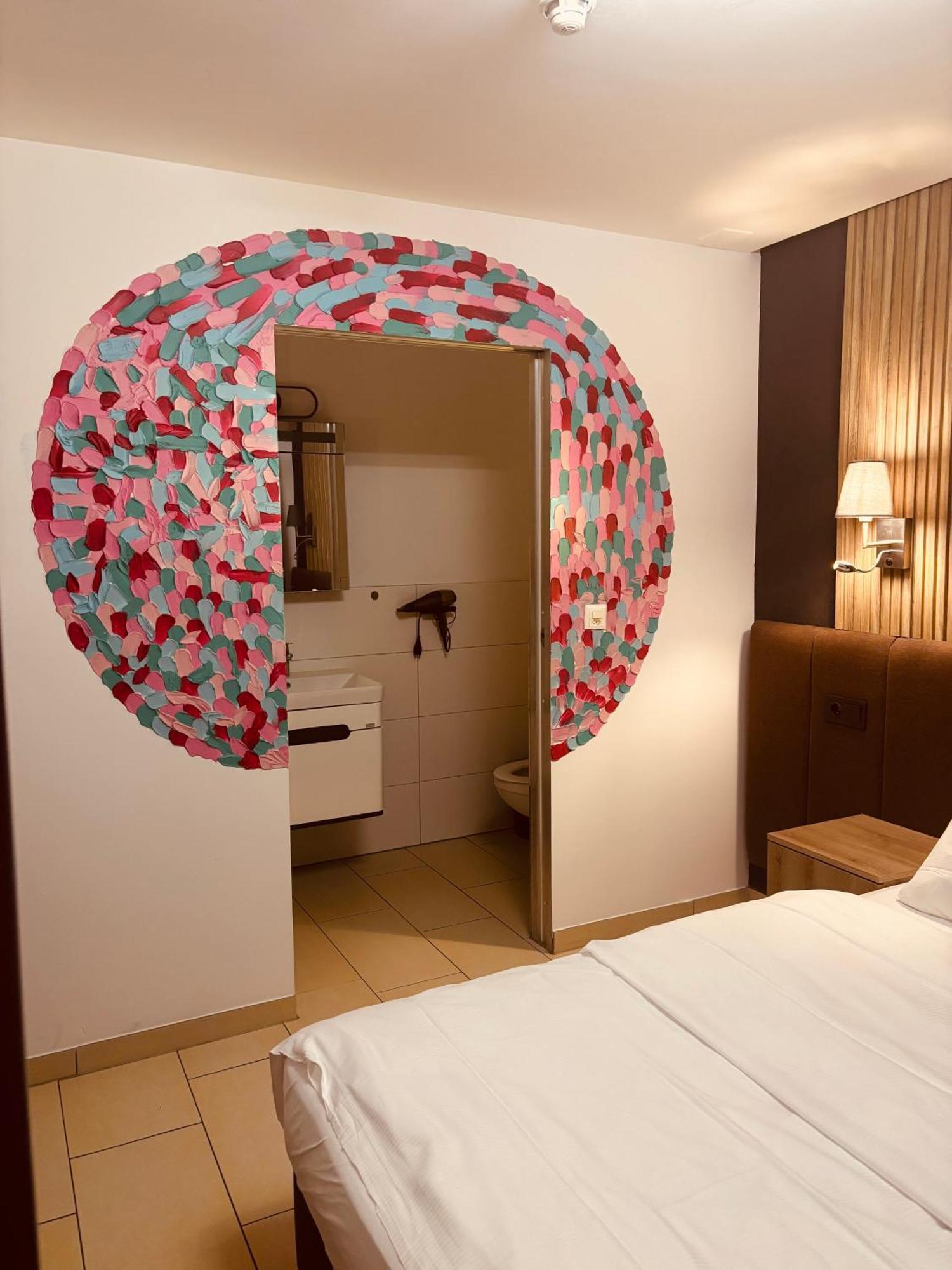 Nani City Hotel Цюрих Екстериор снимка